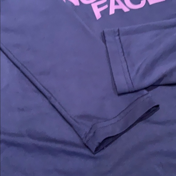 🤩 HOST PICK 🤩 The North Face long sleeve top - Picture 6 of 8